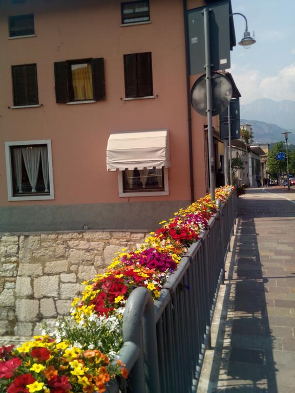 Alloggio Ponte Dei Cavalleggeri Hotel Trento Exterior photo