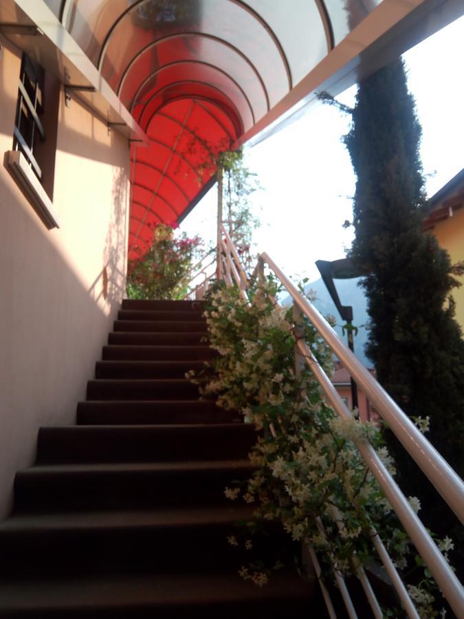 Alloggio Ponte Dei Cavalleggeri Hotel Trento Exterior photo